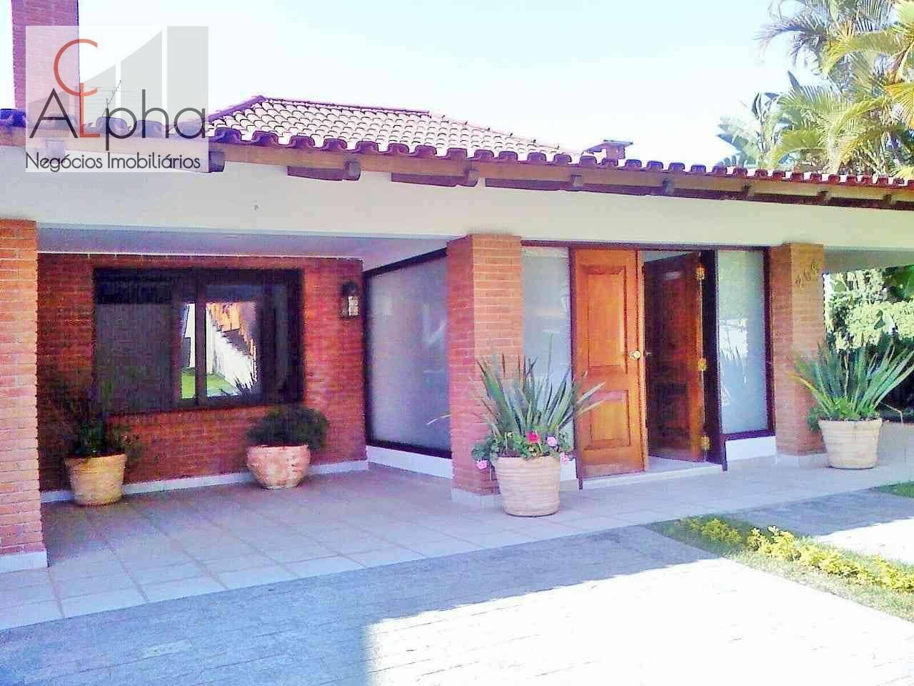 Casa à venda e aluguel com 4 quartos, 650m² - Foto 1