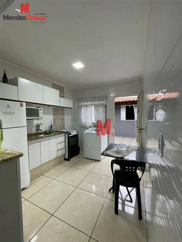 Casa à venda com 2 quartos, 80m² - Foto 15