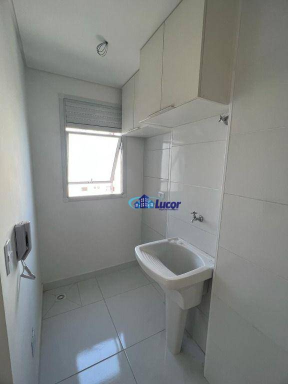 Apartamento à venda com 2 quartos, 42m² - Foto 8