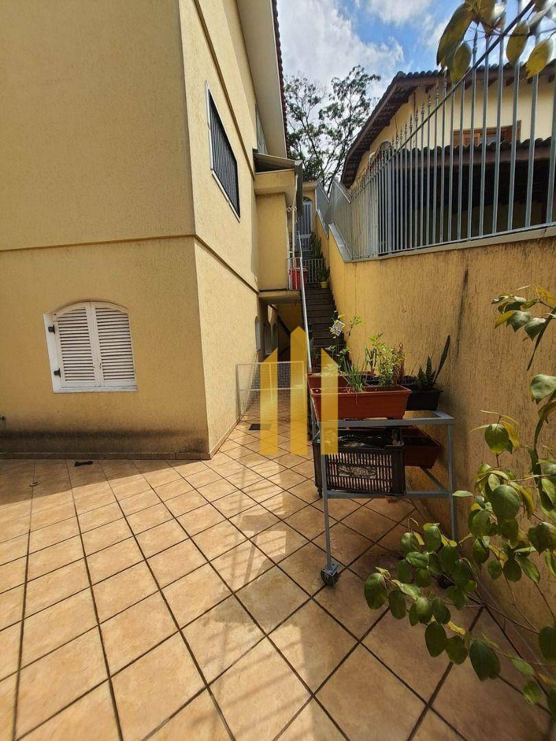 Casa à venda com 4 quartos, 198m² - Foto 40