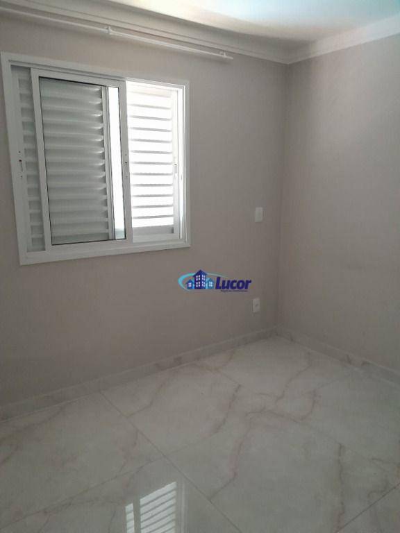 Apartamento para alugar com 3 quartos, 83m² - Foto 3