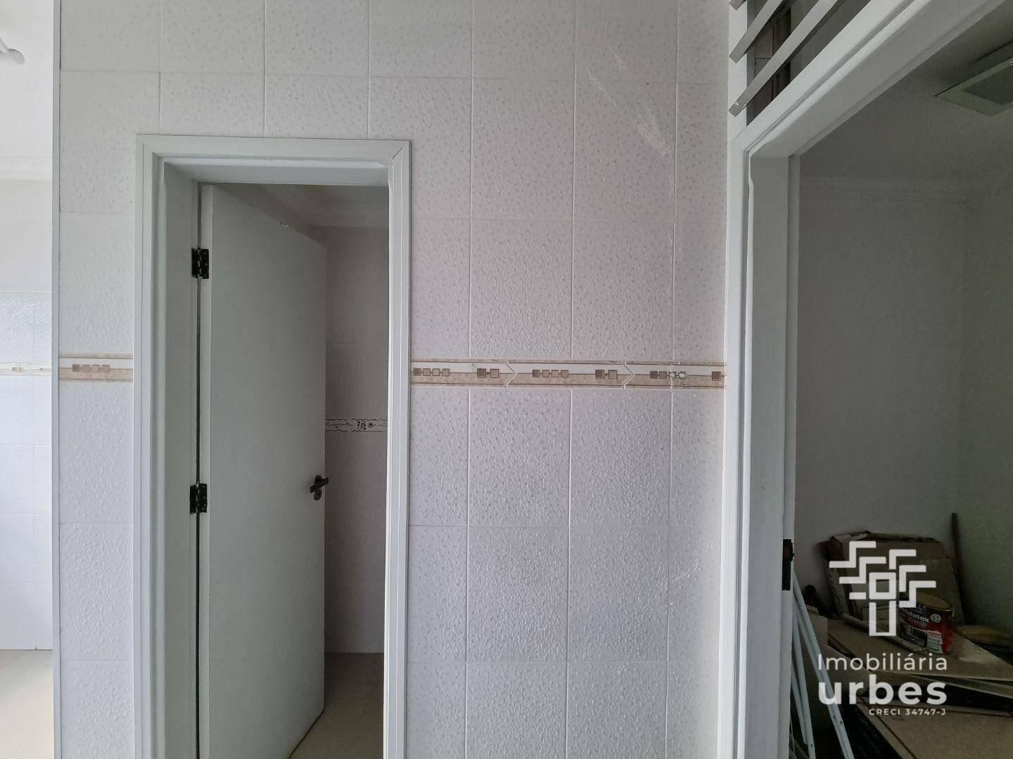 Apartamento à venda com 3 quartos, 154m² - Foto 6