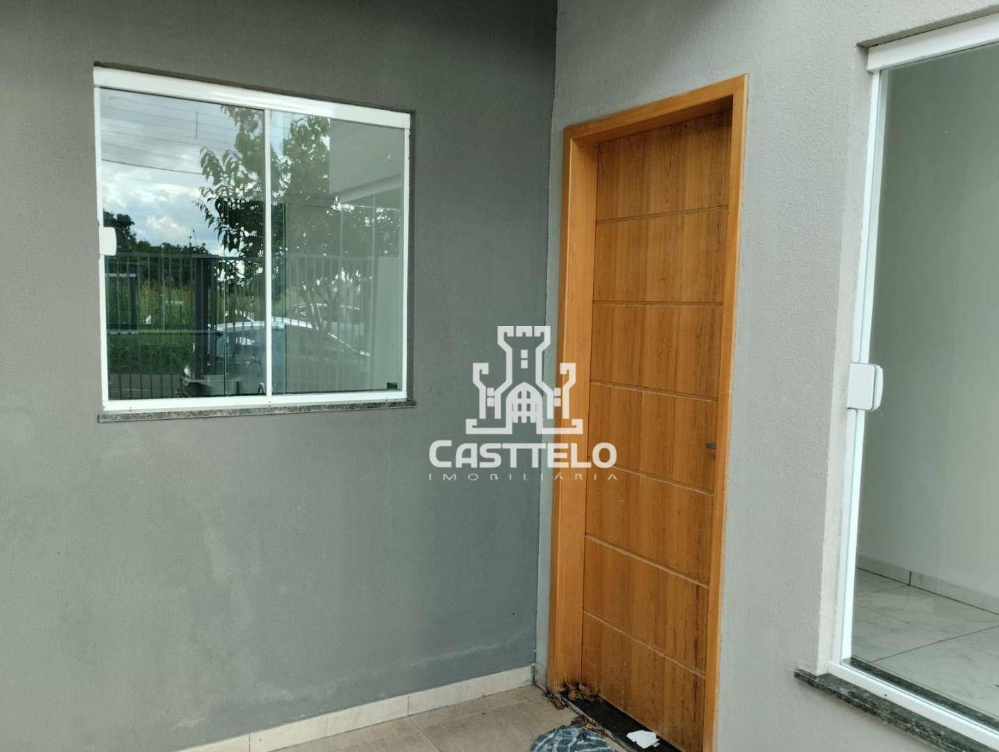 Casa à venda com 3 quartos, 80m² - Foto 2