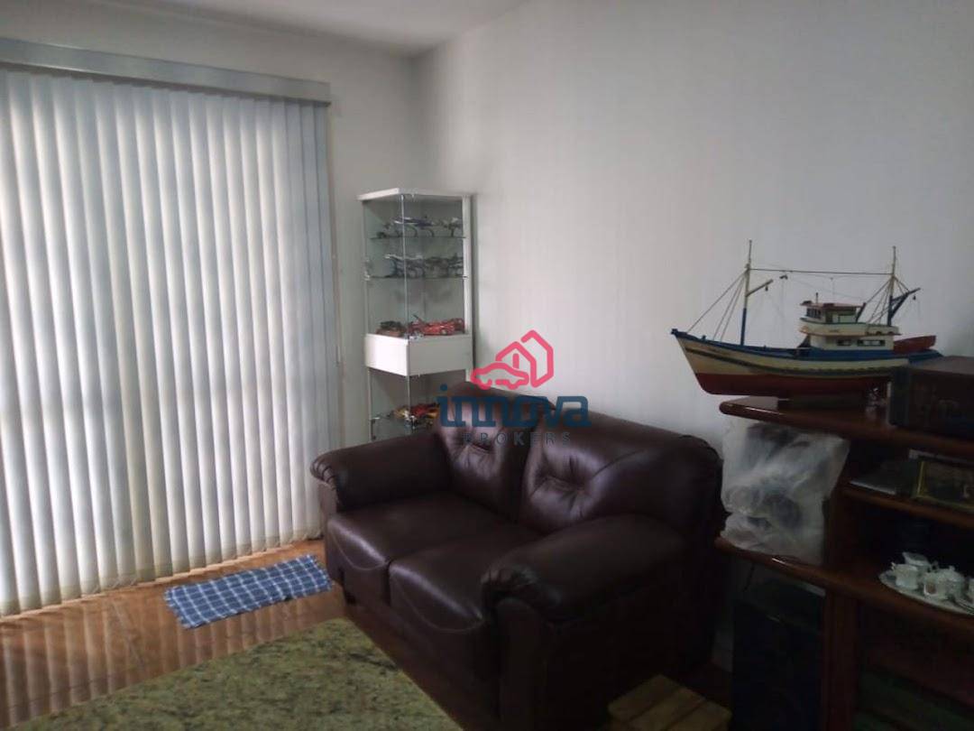 Apartamento à venda com 1 quarto, 38m² - Foto 11