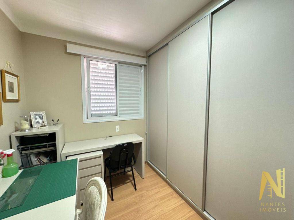 Apartamento à venda com 3 quartos, 78m² - Foto 17