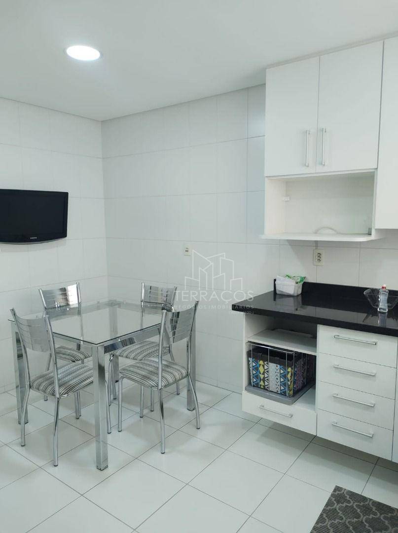 Apartamento à venda com 3 quartos, 158m² - Foto 10