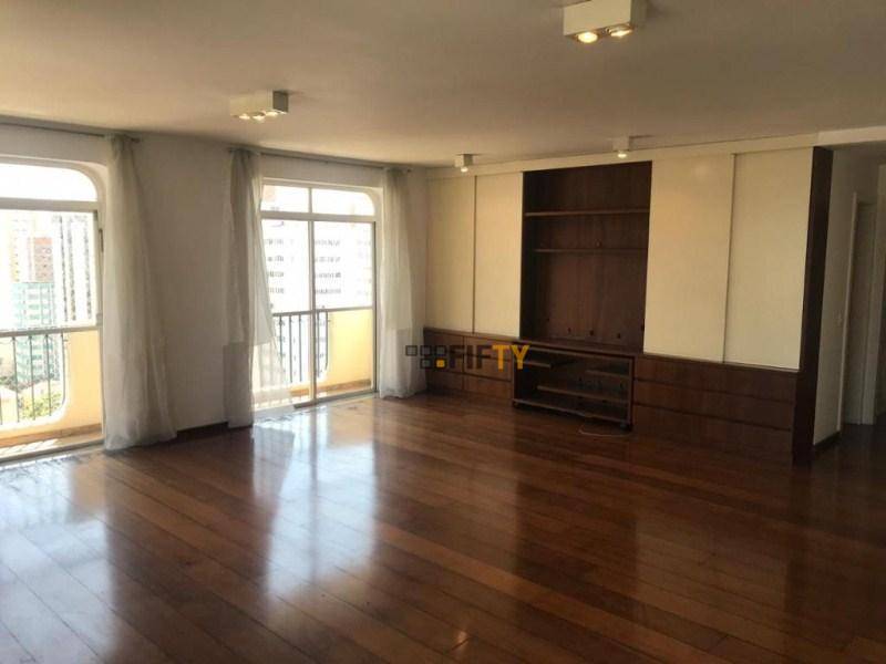 Apartamento à venda com 4 quartos, 226m² - Foto 4