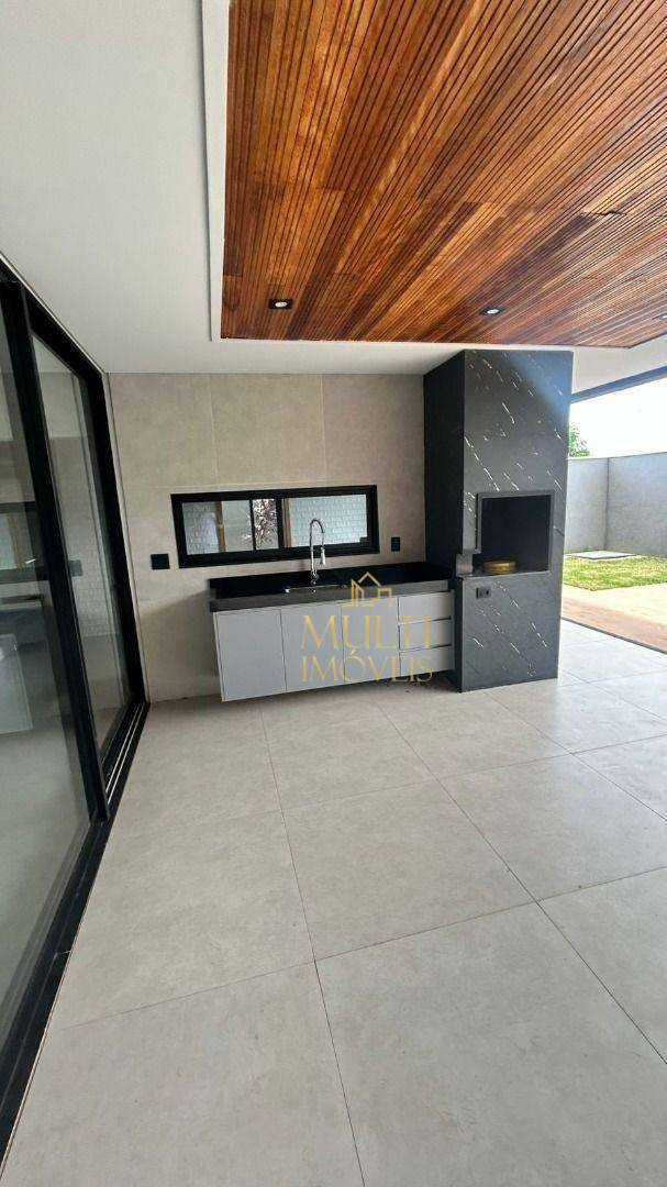 Casa de Condomínio à venda com 3 quartos, 243m² - Foto 4