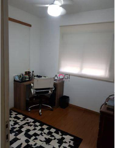 Apartamento para alugar com 3 quartos, 156m² - Foto 13