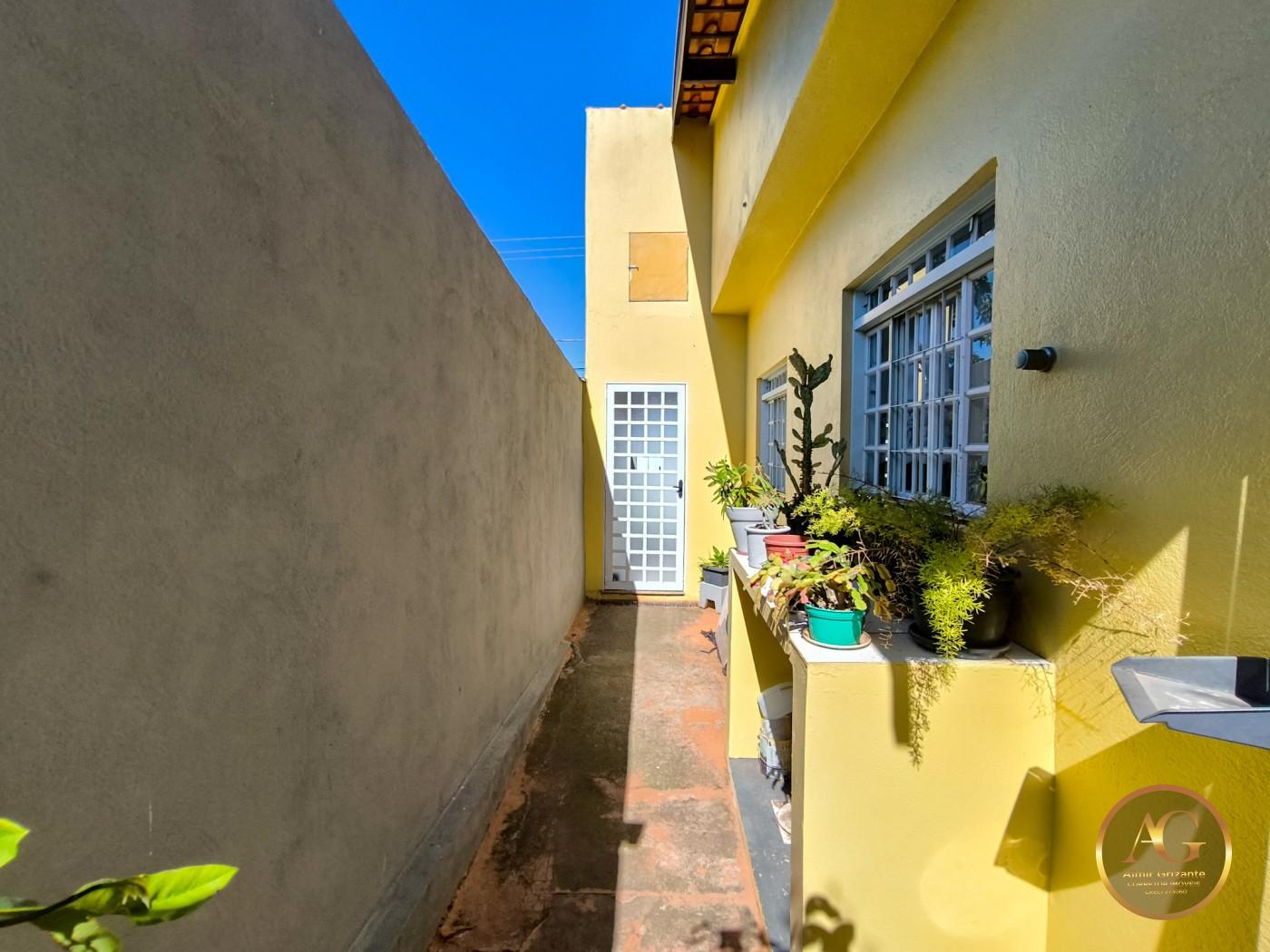 Casa à venda com 2 quartos, 109m² - Foto 50