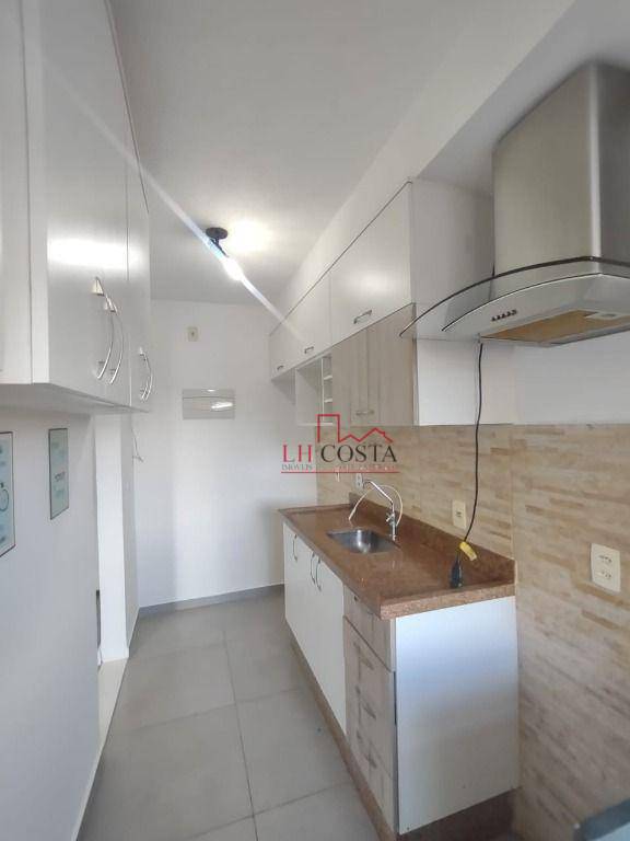 Apartamento à venda com 2 quartos, 64m² - Foto 27