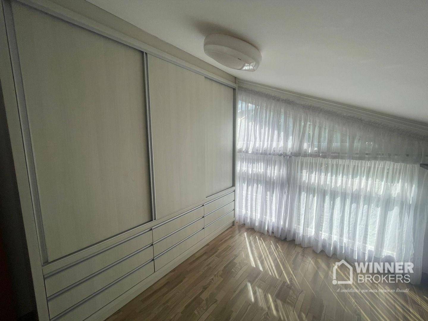 Sobrado à venda com 5 quartos, 242m² - Foto 19