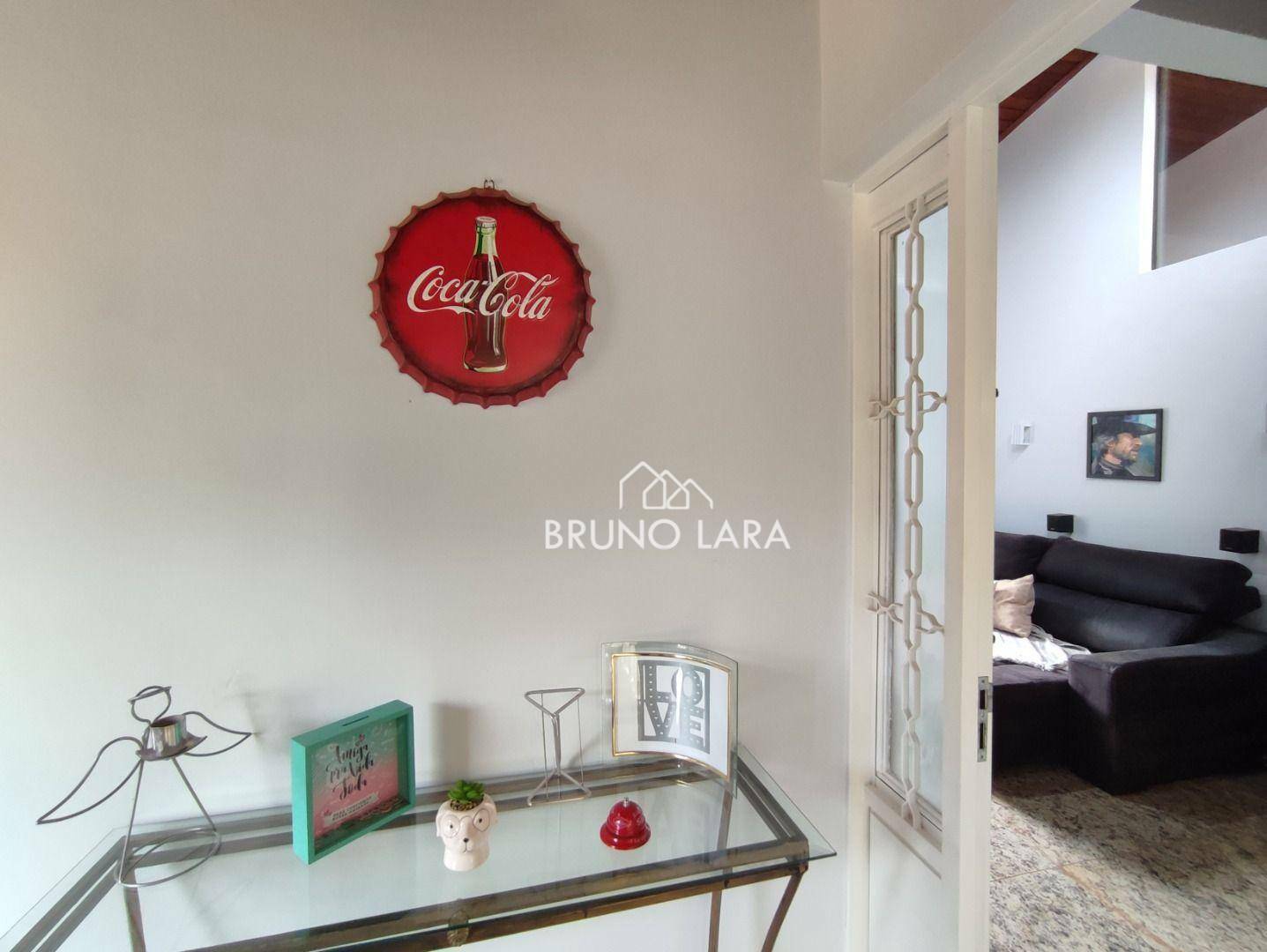 Casa de Condomínio à venda com 4 quartos, 230m² - Foto 31