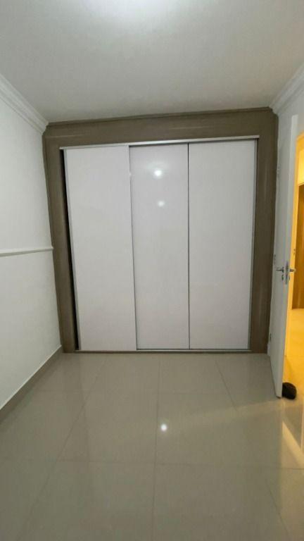 Apartamento à venda com 1 quarto, 102m² - Foto 13