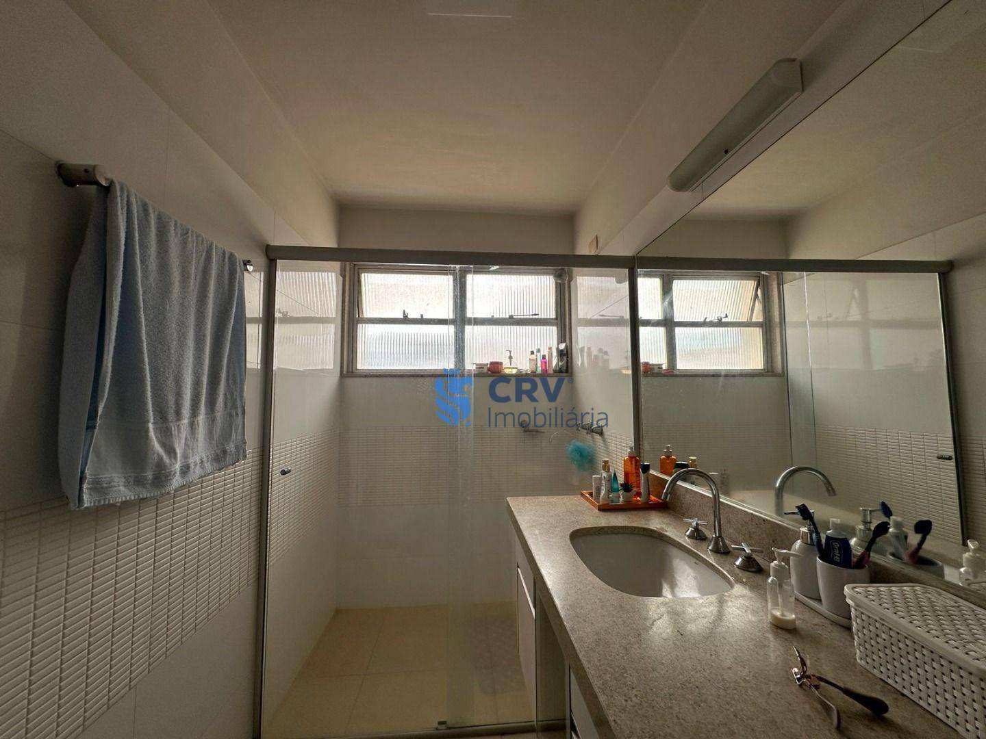 Apartamento à venda com 4 quartos, 232m² - Foto 18