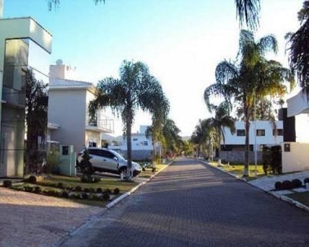 Casa de Condomínio à venda com 3 quartos, 300m² - Foto 32