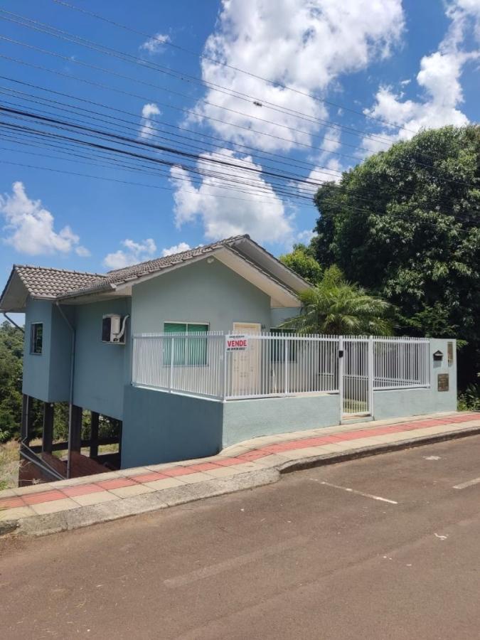 Casa à venda com 3 quartos, 200m² - Foto 4