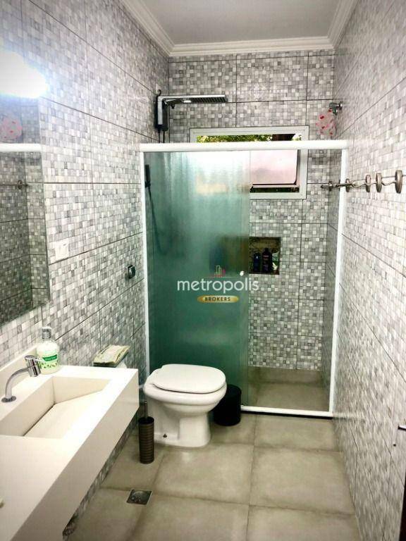 Sobrado à venda com 4 quartos, 200m² - Foto 17