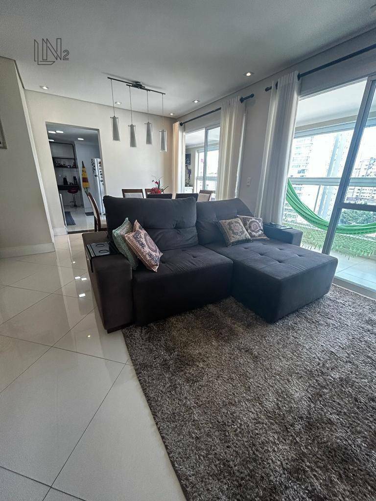 Apartamento à venda com 3 quartos, 108m² - Foto 2