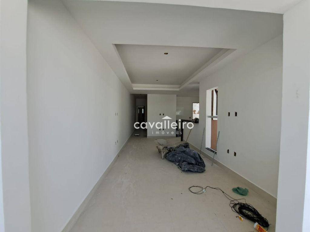 Casa à venda com 2 quartos, 70m² - Foto 3