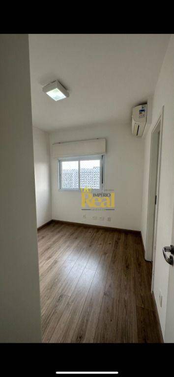 Apartamento à venda com 3 quartos, 145m² - Foto 12