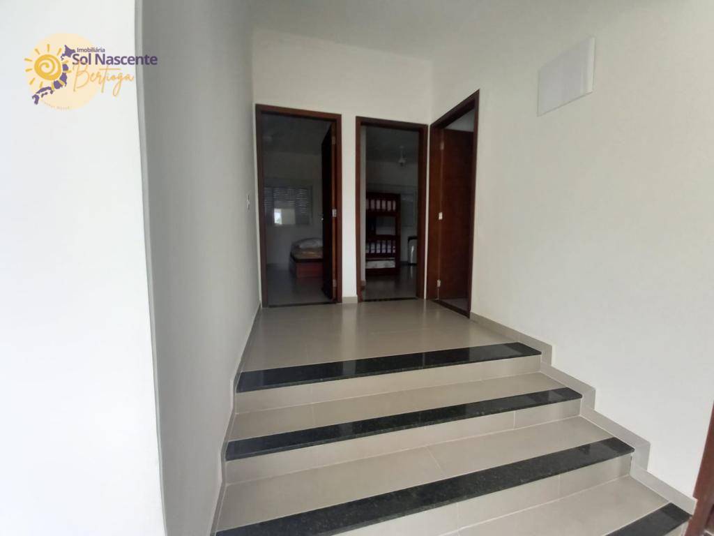 Casa à venda com 4 quartos, 250m² - Foto 7