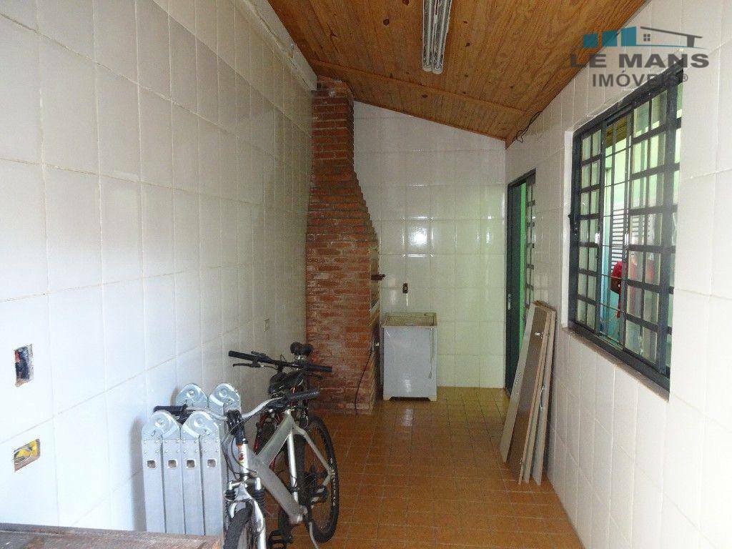 Casa à venda com 3 quartos, 183m² - Foto 33