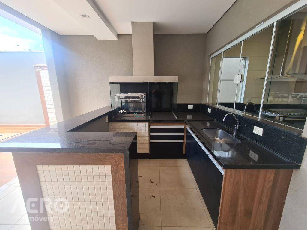Casa de Condomínio à venda com 3 quartos, 240m² - Foto 17