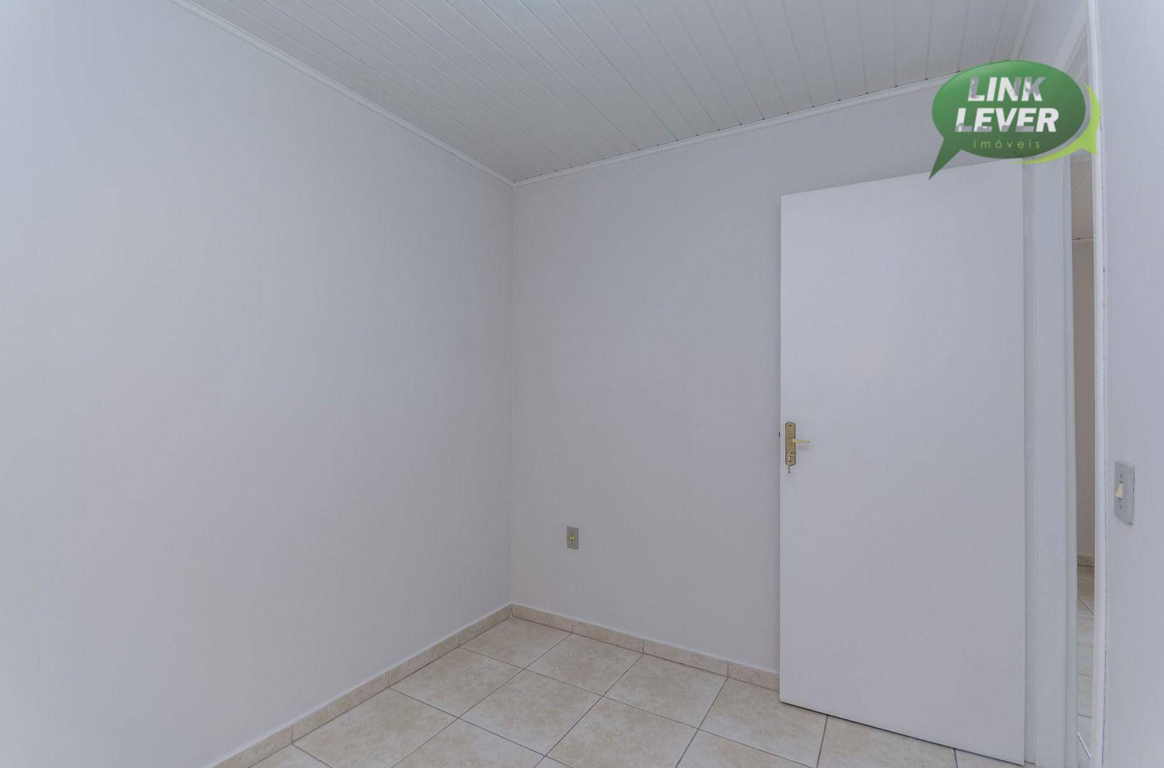 Casa para alugar com 3 quartos, 64m² - Foto 13