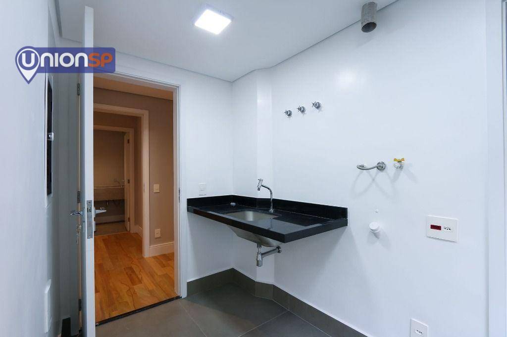 Apartamento à venda com 3 quartos, 198m² - Foto 20