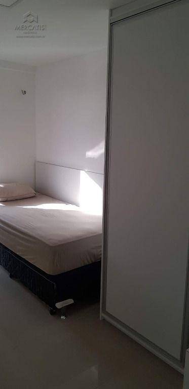 Apartamento à venda com 3 quartos, 87m² - Foto 28