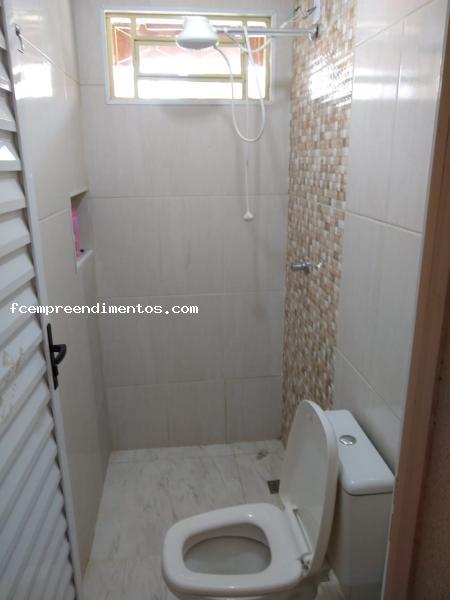 Casa à venda com 2 quartos, 200m² - Foto 11