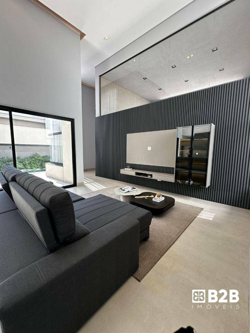 Casa de Condomínio à venda com 3 quartos, 290m² - Foto 2