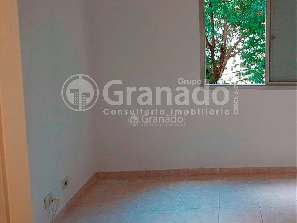 Apartamento à venda com 2 quartos, 68m² - Foto 2