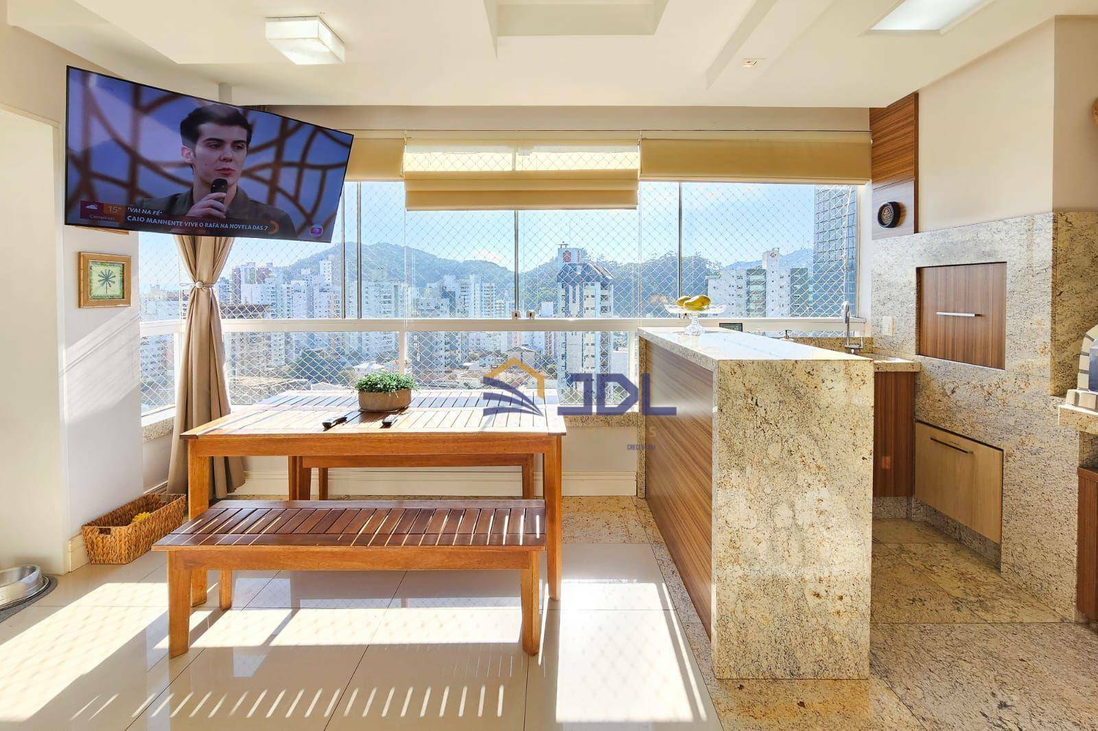 Cobertura à venda com 4 quartos, 217m² - Foto 8