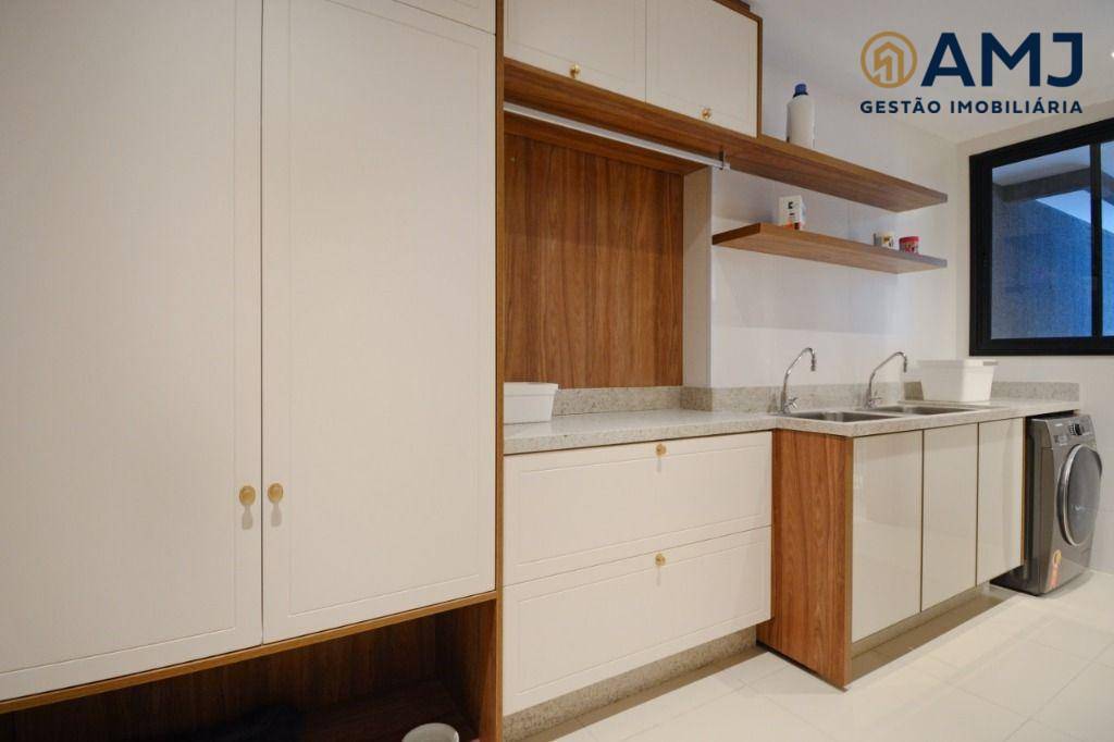 Apartamento à venda com 3 quartos, 185m² - Foto 11