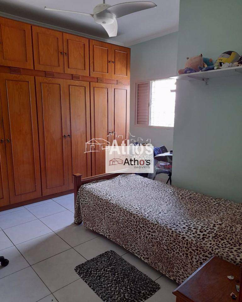 Sobrado à venda com 4 quartos, 180m² - Foto 8