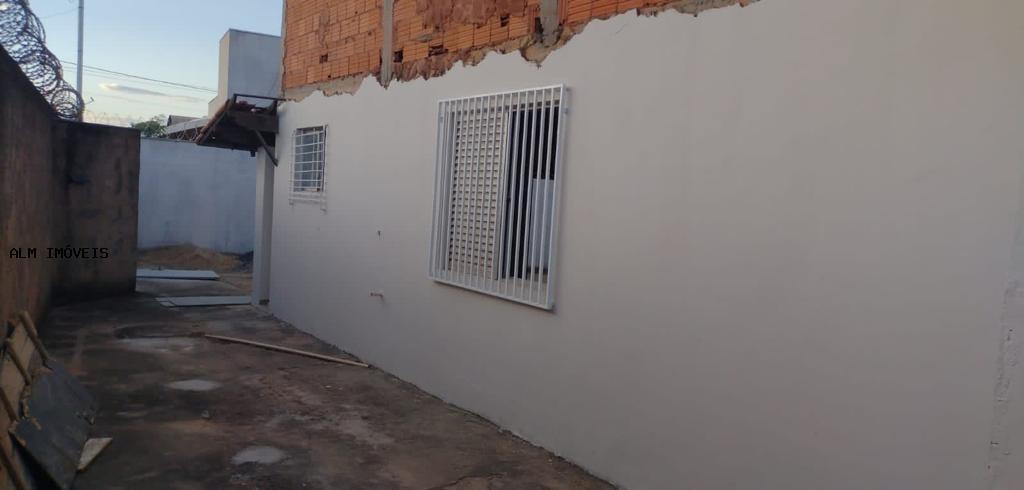 Casa à venda com 3 quartos, 200m² - Foto 10