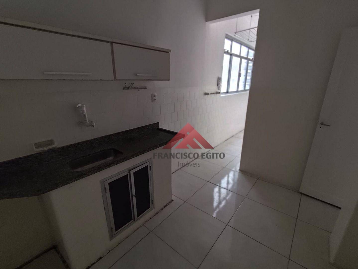 Apartamento para alugar com 2 quartos, 80m² - Foto 5