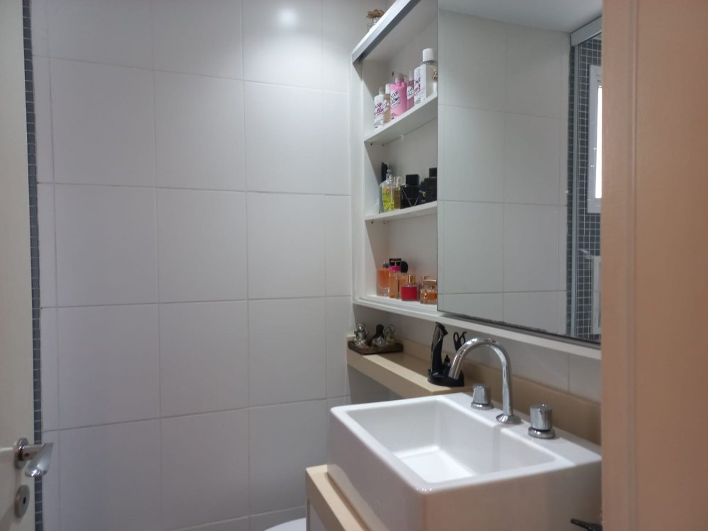 Apartamento à venda com 3 quartos, 134m² - Foto 3