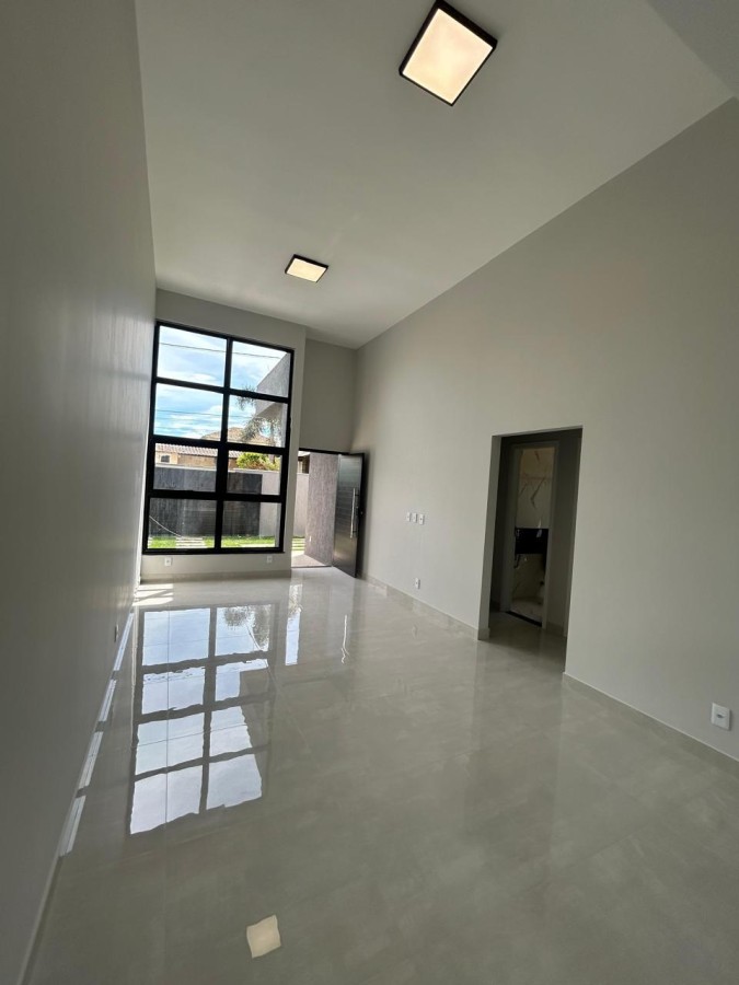 Casa à venda com 2 quartos, 200m² - Foto 3