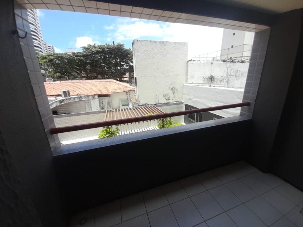 Apartamento para alugar com 3 quartos, 95m² - Foto 29