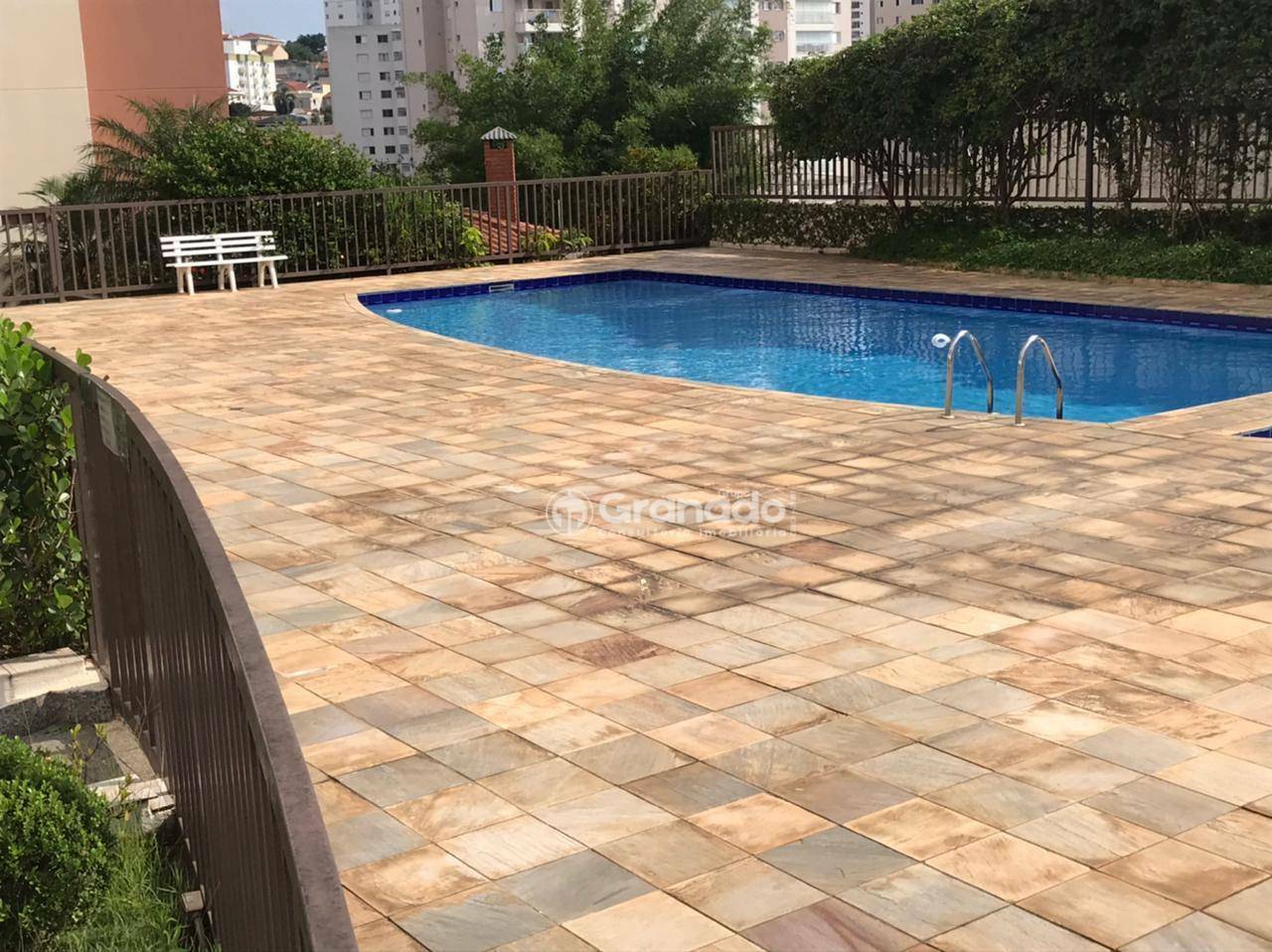 Apartamento à venda com 3 quartos, 70m² - Foto 17