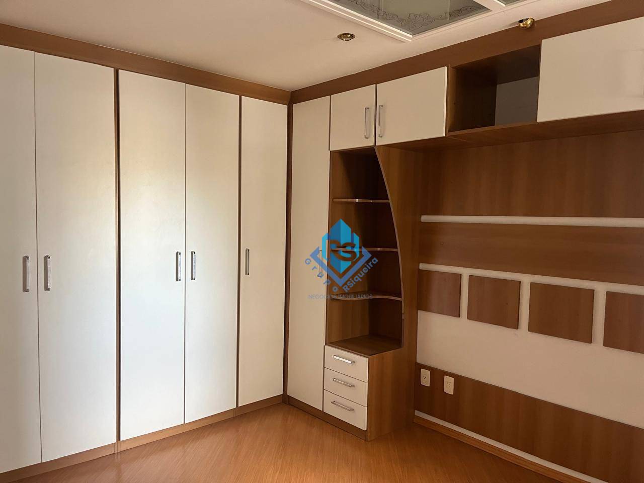 Apartamento para alugar com 3 quartos, 144m² - Foto 12