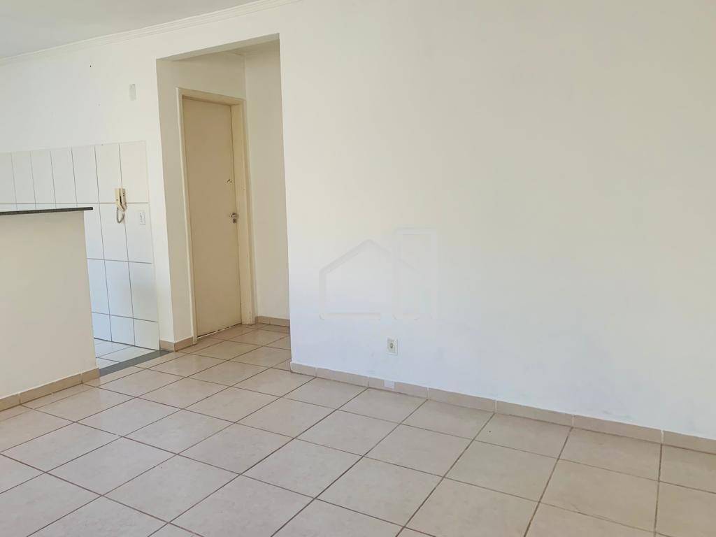 Apartamento à venda com 2 quartos, 44m² - Foto 3