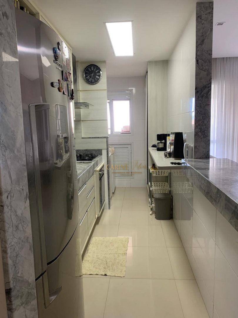 Apartamento à venda com 2 quartos, 67m² - Foto 6