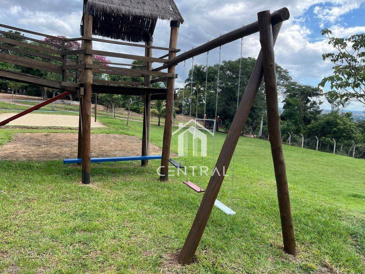 Chácara à venda com 4 quartos, 300m² - Foto 9