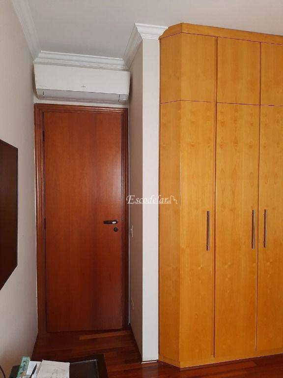 Apartamento à venda com 3 quartos, 144m² - Foto 17