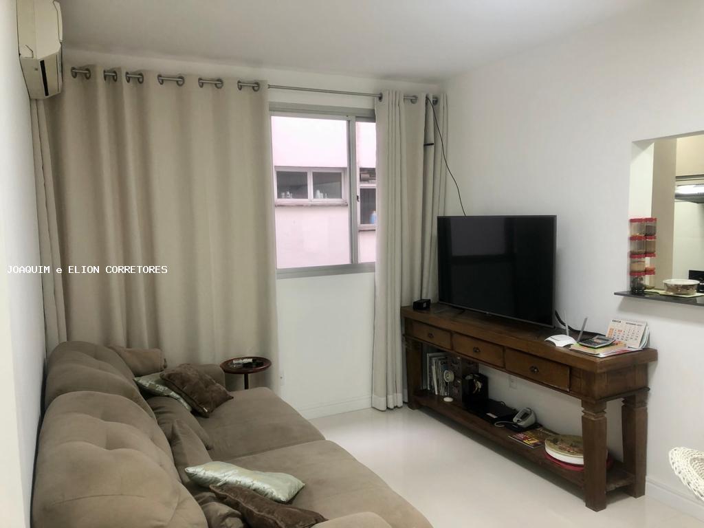 Apartamento à venda com 2 quartos, 68m² - Foto 4