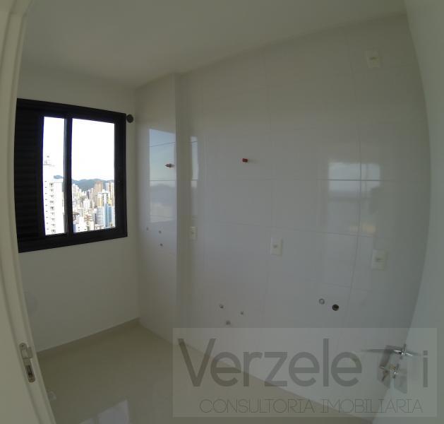 Apartamento à venda com 3 quartos, 139m² - Foto 13